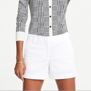 Ann Taylor White Short